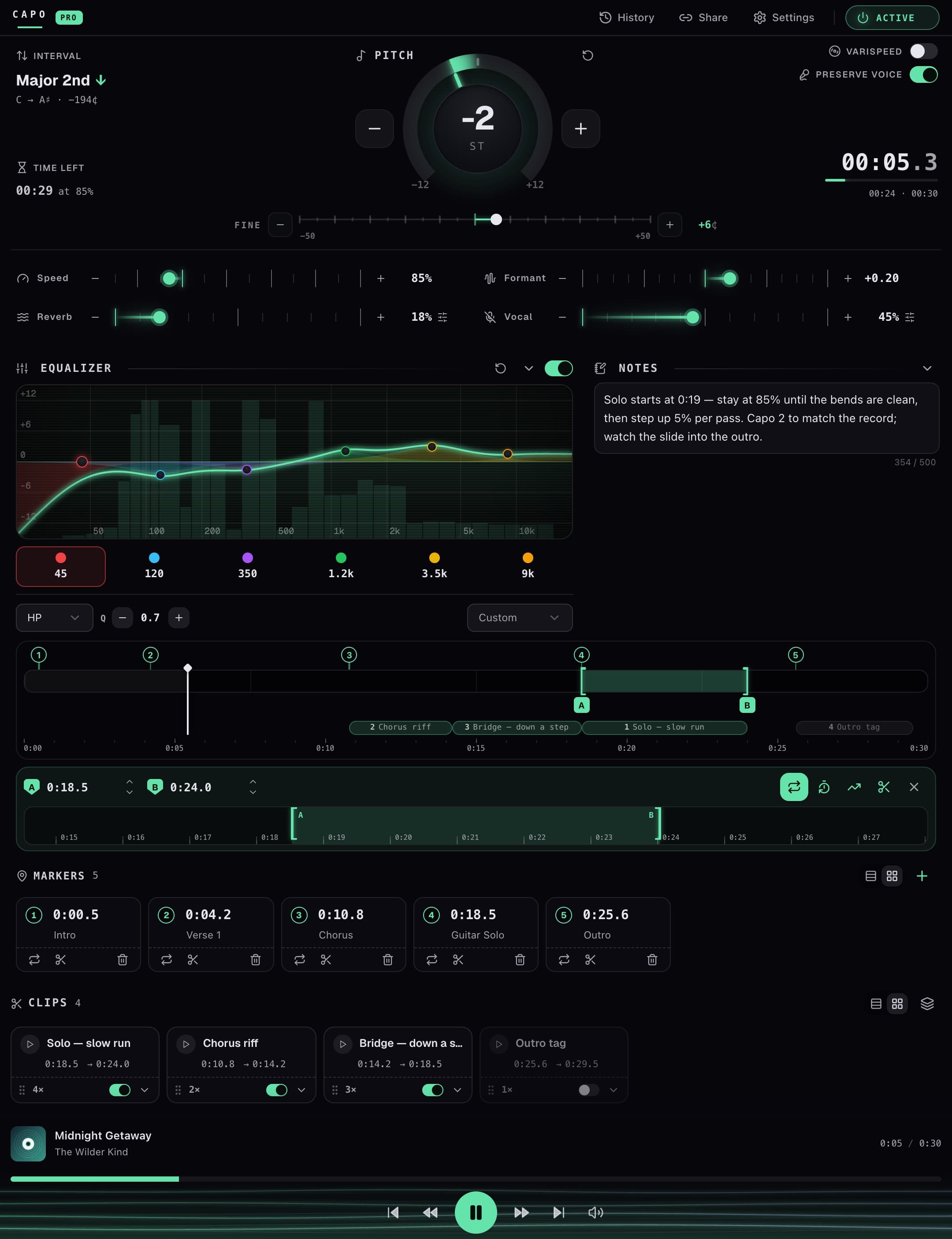 El workspace de Capo Pro: dial de tono, tiras de efectos, EQ de seis bandas, notas, línea de tiempo con lupa de bucle, marcadores y clips